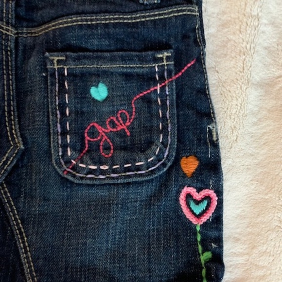 LIKE NEW GIRL'S GAP DENIM SKIRT Size 2T - Picture 7 of 7